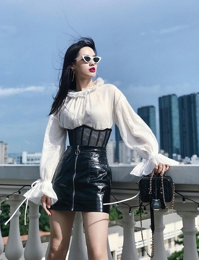 Tạp chí Du lịch Wanderlust Tips | Khánh Linh The Face: "Đi du lịch để trải nghiệm và trưởng thành"