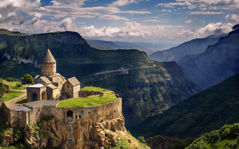 Tạp chí Du lịch Wanderlust Tips Kinh nghiệm khám phá đất nước cổ xưa Armenia