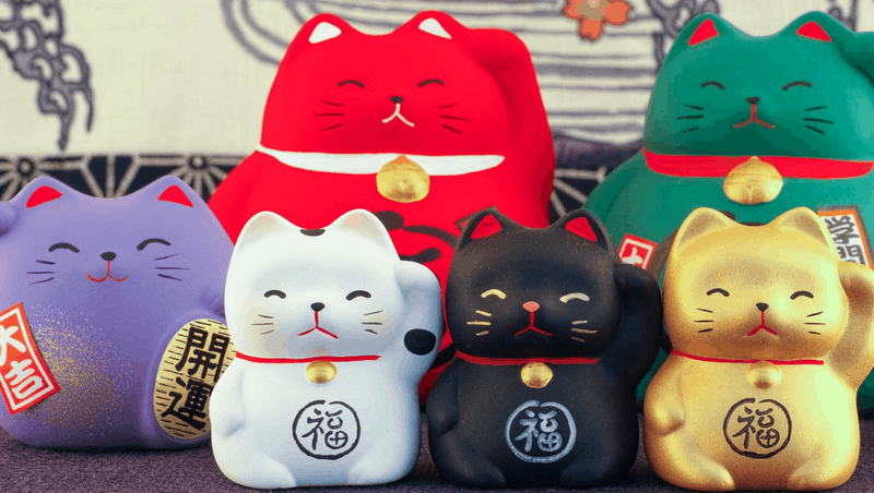 Tạp chí Du lịch Wanderlust Tips Mèo Maneki Neko: Bùa cầu may trong văn hóa Nhật Bản