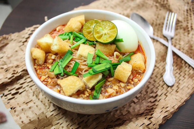 Tạp chí Du lịch Wanderlust Tips | Trải nghiệm ẩm thực Kuala Lumpur ấn tượng