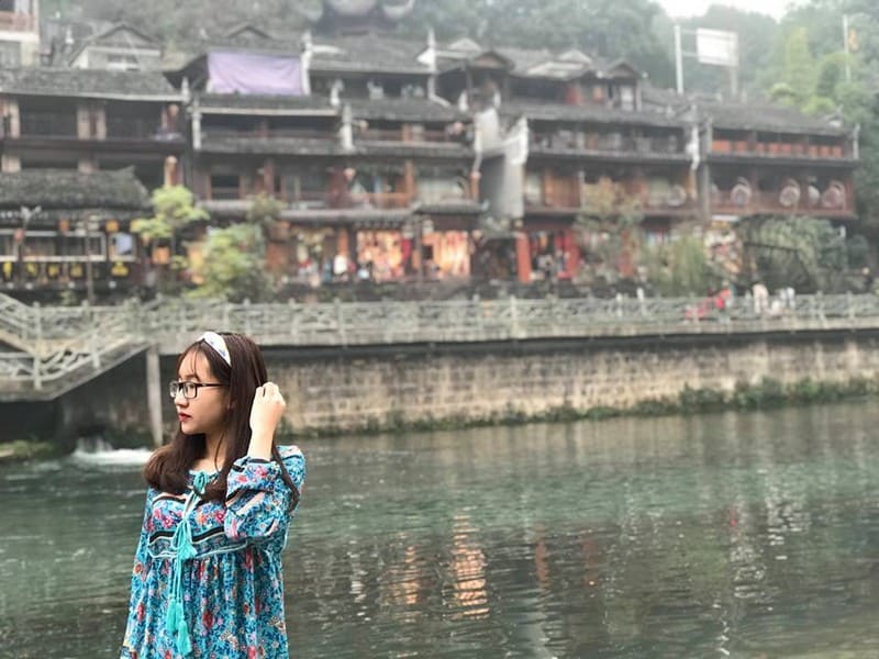 Tạp chí Du lịch Wanderlust Tips | Tuổi trẻ là những chuyến đi trong quan niệm của cô gái xứ Huế