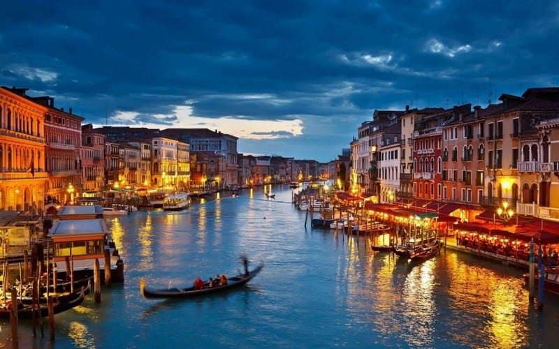 Tạp chí Du lịch Wanderlust Tips | Mê mẩn Venice - Thành phố của tình yêu
