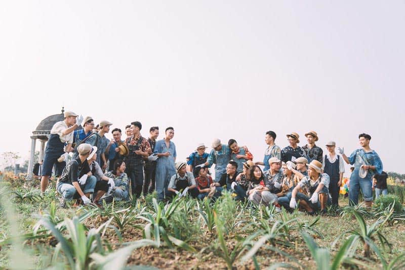 Tạp chí Du lịch Wanderlust Tips | Ghi dấu kỷ niệm thời áo trắng nơi thảo nguyên hoa mộng mơ