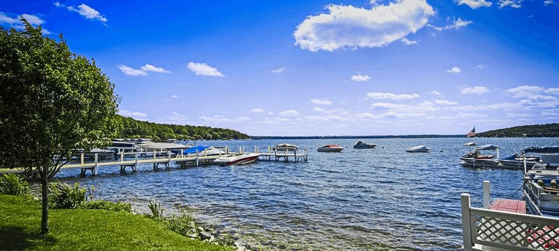 Tạp chí Du lịch Wanderlust Tips Chiêm ngưỡng những hồ nước ngọt nổi tiếng ở Thụy Sĩ