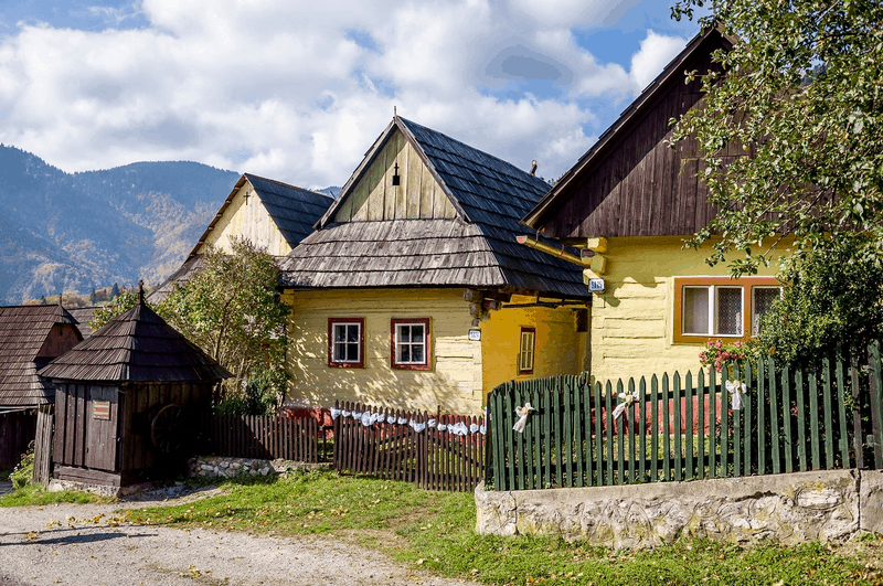 Hướng dẫn tham quan du lịch Slovakia bổ ích 14 Tạp chí Du lịch Wanderlust Tips Hướng dẫn tham quan du lịch Slovakia bổ ích