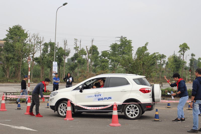 Tạp chí Du lịch Wanderlust Tips Khám phá sự linh hoạt của "chuyên gia đường phố" Ford EcoSport