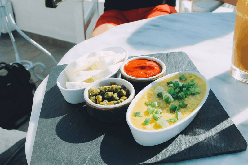 Kinh nghiệm du lịch Santorini: Hòn đảo thiên đường của Hy Lạp 19 Tạp chí Du lịch Wanderlust Tips Kinh nghiệm du lịch Santorini: Hòn đảo thiên đường của Hy Lạp