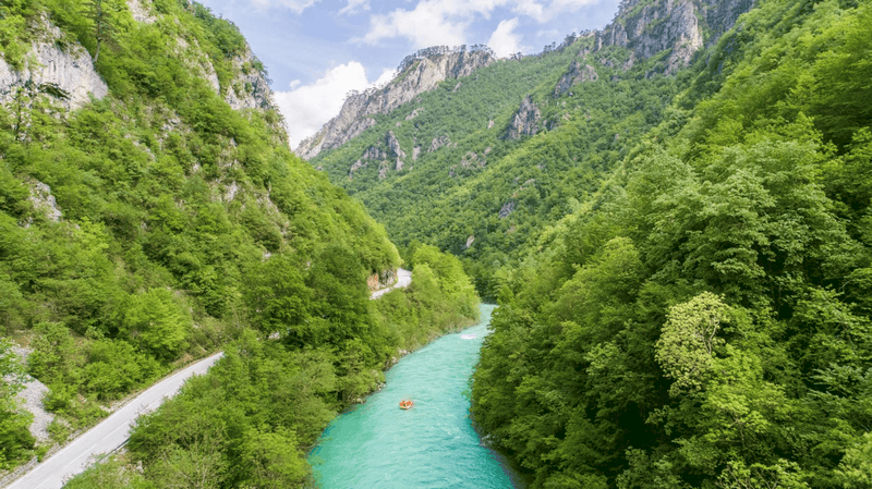 Tạp chí Du lịch Wanderlust Tips Phải lòng Montenegro qua những bức ảnh đẹp như tranh vẽ
