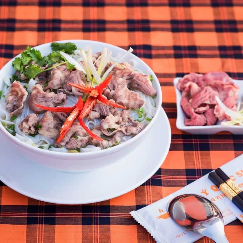 Trải nghiệm tinh hoa ẩm thực Hà thành (Phần 1) 5 Tạp chí Du lịch Wanderlust Tips | Những món ngon Hà Nội nhất định phải thử