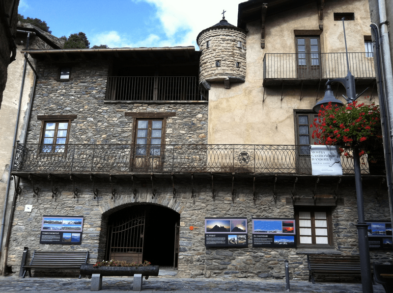 Bỏ túi những kinh nghiệm du lịch Andorra 14 Tạp chí Du lịch Wanderlust Tips Bỏ túi những kinh nghiệm du lịch Andorra