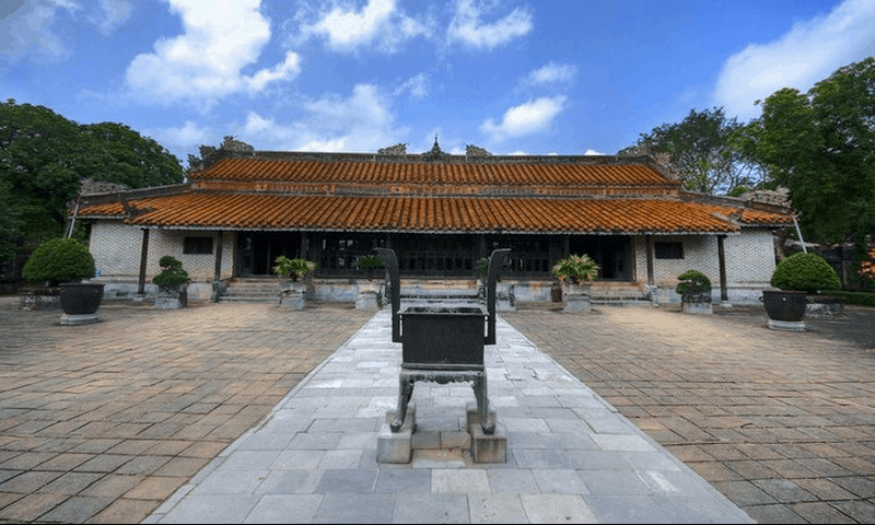 Tạp chí Du lịch Wanderlust Tips Đắm mình trong không gian lãng mạn của Lăng Tự Đức