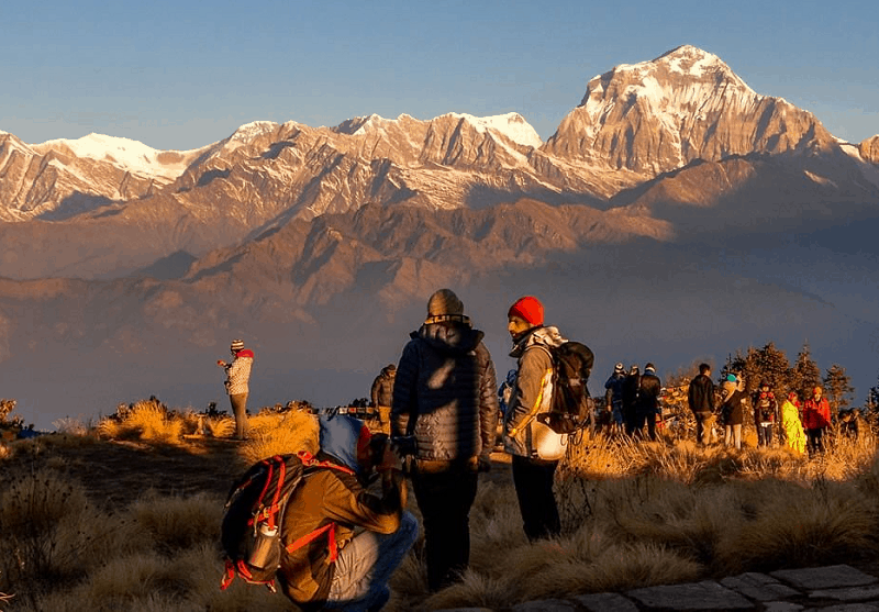 Tạp chí Du lịch Wanderlust Tips Những vật dụng cần thiết cho chuyến trekking ở Nepal