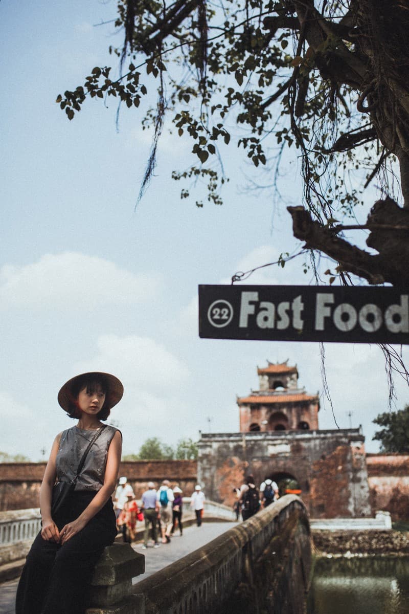 Tạp chí Du lịch Wanderlust Tips | Cô gái Quảng Ninh gửi lại chút tình nơi xứ Huế mộng mơ