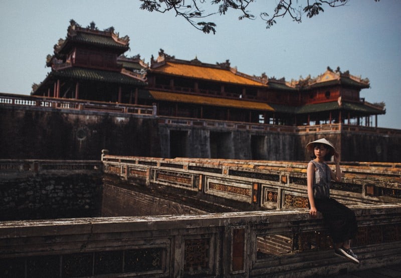 Tạp chí Du lịch Wanderlust Tips | Cô gái Quảng Ninh gửi lại chút tình nơi xứ Huế mộng mơ