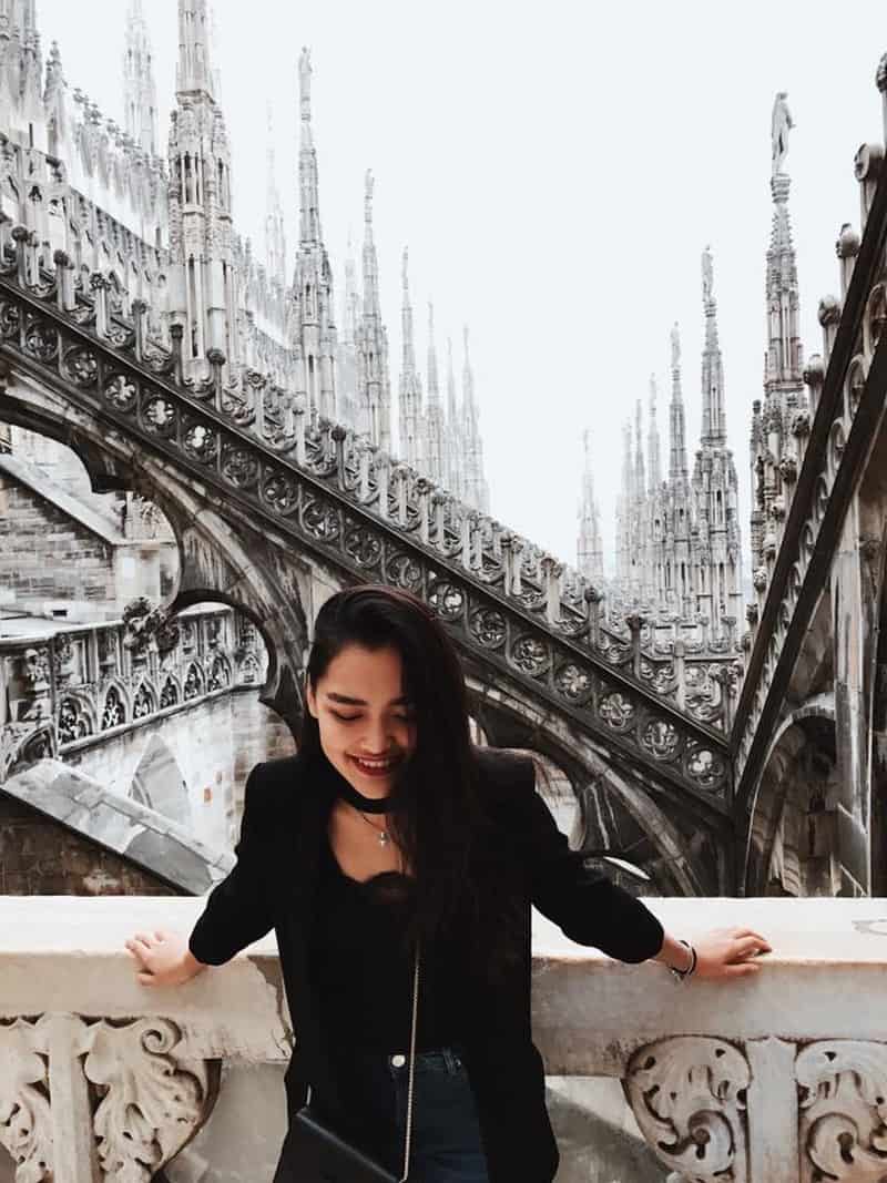 Cô gái 18 tuổi du học Thụy Sĩ, tôn thờ chủ nghĩa xê dịch 13 Tạp chí Du lịch Wanderlust Tips | Cô gái xinh đẹp du học Thụy Sĩ, tôn thờ chủ nghĩa xê dịch