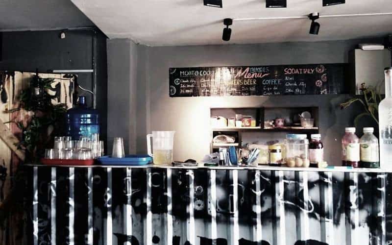 Ghé thăm những quán cà phê dành cho người yêu xe ở Sài Gòn 8 Tạp chí Du lịch Wanderlust Tips | Đến Sài Gòn ghé thăm những quán cà phê dành cho người yêu xe