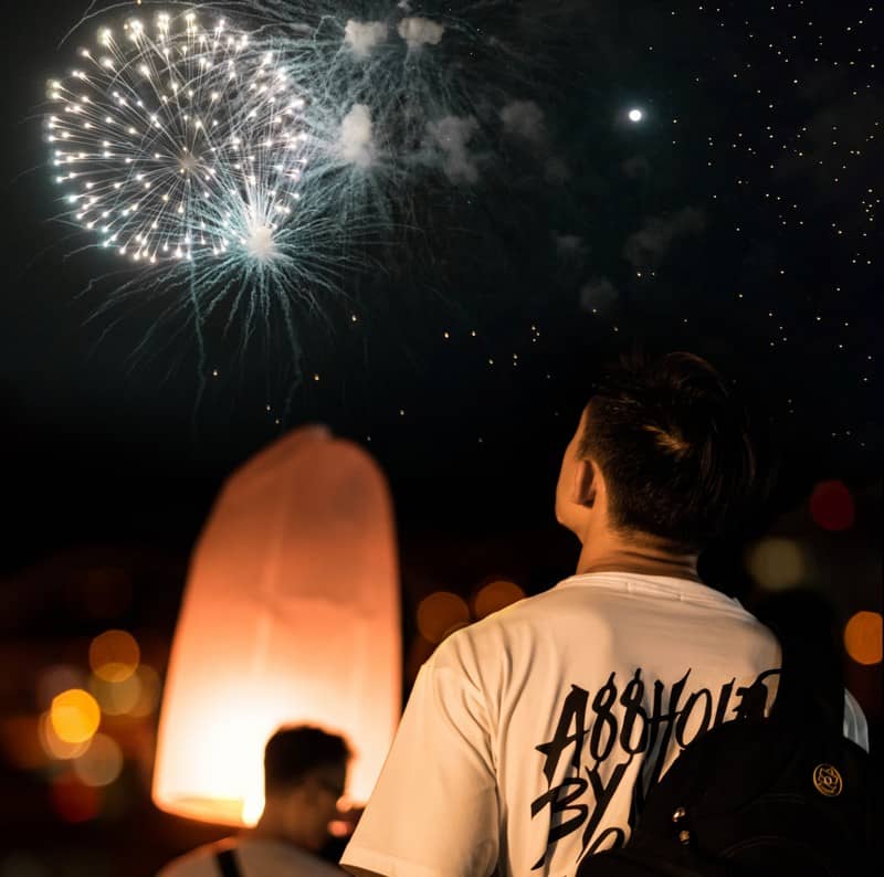 Tạp chí Du lịch Wanderlust Tips | Hành trình phiêu du ở xứ sở Chùa Vàng của anh chàng điển trai