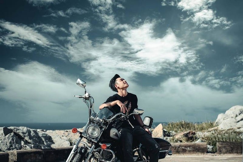 Tạp chí Du lịch Wanderlust Tips | Hành trình phiêu du ở xứ sở Chùa Vàng của anh chàng điển trai