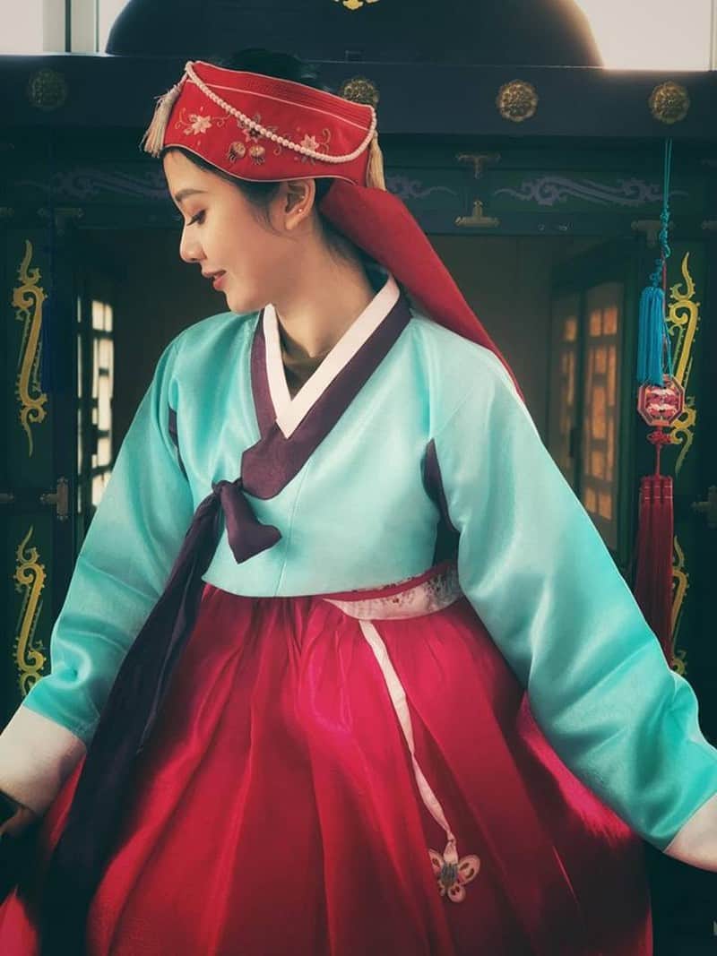 Hoa khôi Tài sắc Việt Nam Phương Linh: "Du lịch chưa bao giờ là dễ dàng" 9 Tạp chí Du lịch Wanderlust Tips | Hoa khôi Tài sắc Việt Nam 2017: "Du lịch chưa bao giờ là điều dễ dàng"