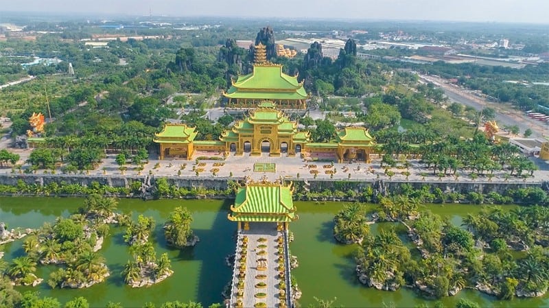 Tạp chí Du lịch Wanderlust Tips | Khu du lịch Đại Nam hút khách ở Bình Dương