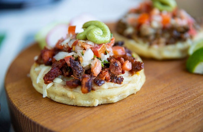 Những món ăn làm từ ngô trong ẩm thực Mexico 10 Tạp chí Du lịch Wanderlust Tips | Những món ăn làm từ ngô trong ẩm thực Mexico