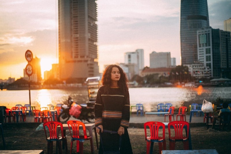 Thiếu nữ Mơ Nâm: "Sài Gòn trong tôi là những nỗi nhớ" 9 Tạp chí Du lịch Wanderlust Tips | Thiếu nữ Mơ Nâm: "Sài Gòn trong tôi là những nỗi nhớ"