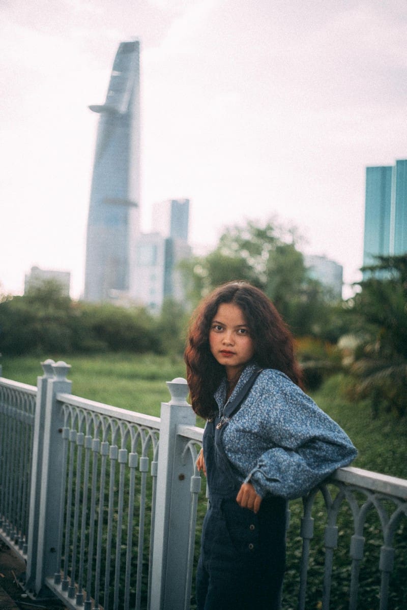 Thiếu nữ Mơ Nâm: "Sài Gòn trong tôi là những nỗi nhớ" 7 Tạp chí Du lịch Wanderlust Tips | Thiếu nữ Mơ Nâm: "Sài Gòn trong tôi là những nỗi nhớ"