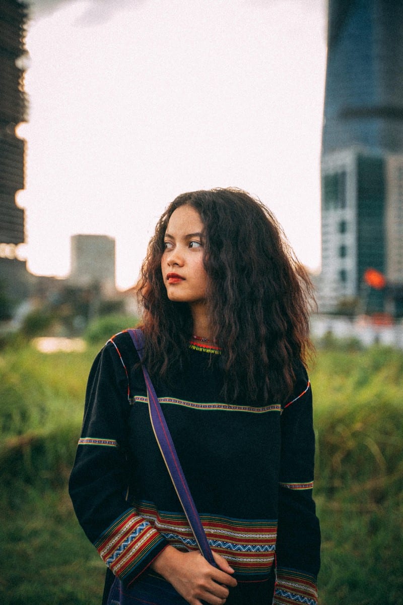 Thiếu nữ Mơ Nâm: "Sài Gòn trong tôi là những nỗi nhớ" 6 Tạp chí Du lịch Wanderlust Tips | Thiếu nữ Mơ Nâm: "Sài Gòn trong tôi là những nỗi nhớ"