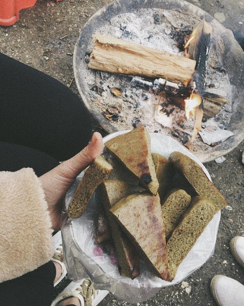 Tạp chí Du lịch Wanderlust Tips | Về miền đá nở hoa thưởng thức bánh tam giác mạch 