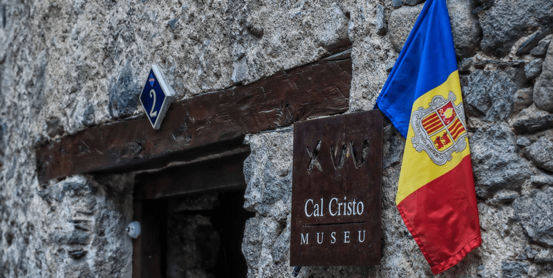 Tạp chí Du lịch Wanderlust Tips Bỏ túi những kinh nghiệm du lịch Andorra