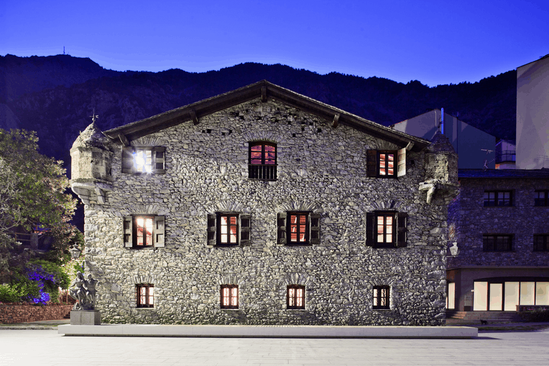 Tạp chí Du lịch Wanderlust Tips Bỏ túi những kinh nghiệm du lịch Andorra