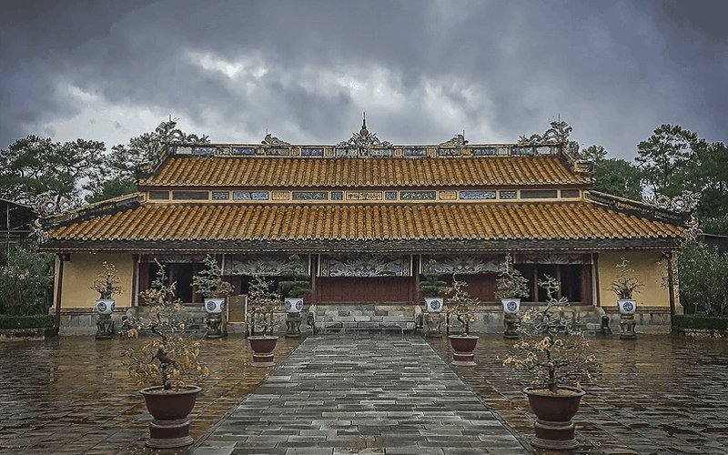 Lăng Minh Mạng: Nơi hội tụ của nghệ thuật lịch sử và triết lý nhân sinh