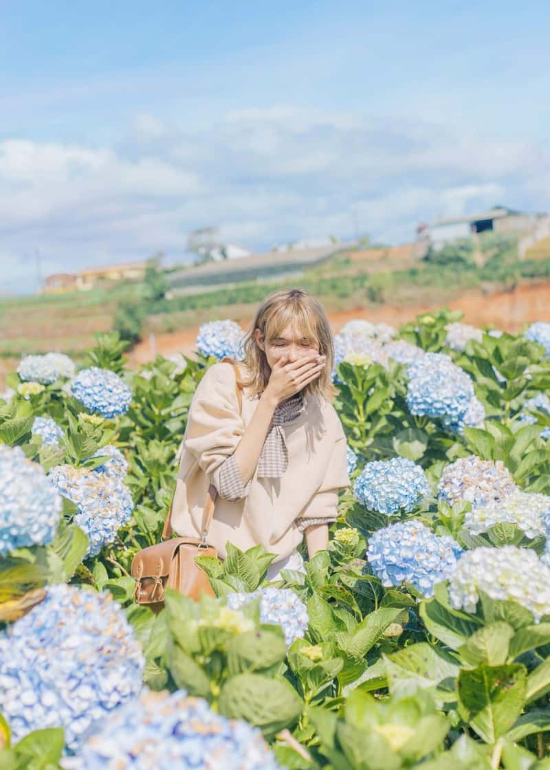 Tạp chí Du lịch Wanderlust Tips | 9X mê du lịch đến Đà Lạt mùa mưa, kiếm tìm sự an yên 