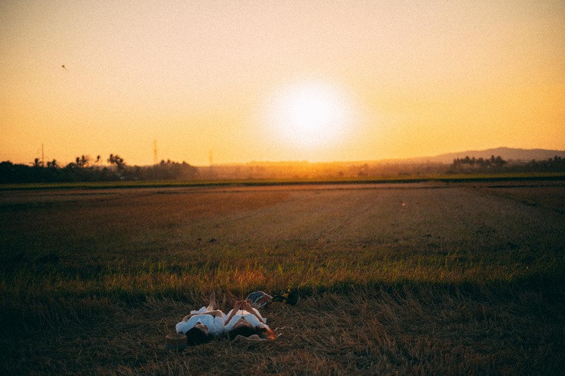 Tạp chí Du lịch Wanderlust Tips | Cô gái xinh đẹp và quan điểm du lịch tìm về nơi "chôn rau cắt rốn"