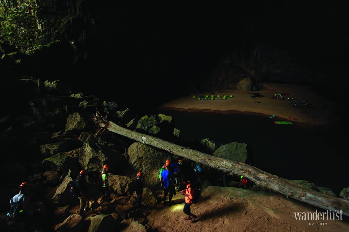 Tạp chí Du lịch Wanderlust Tips Trekking hang Én - Về với thời tiền sử - khám phá