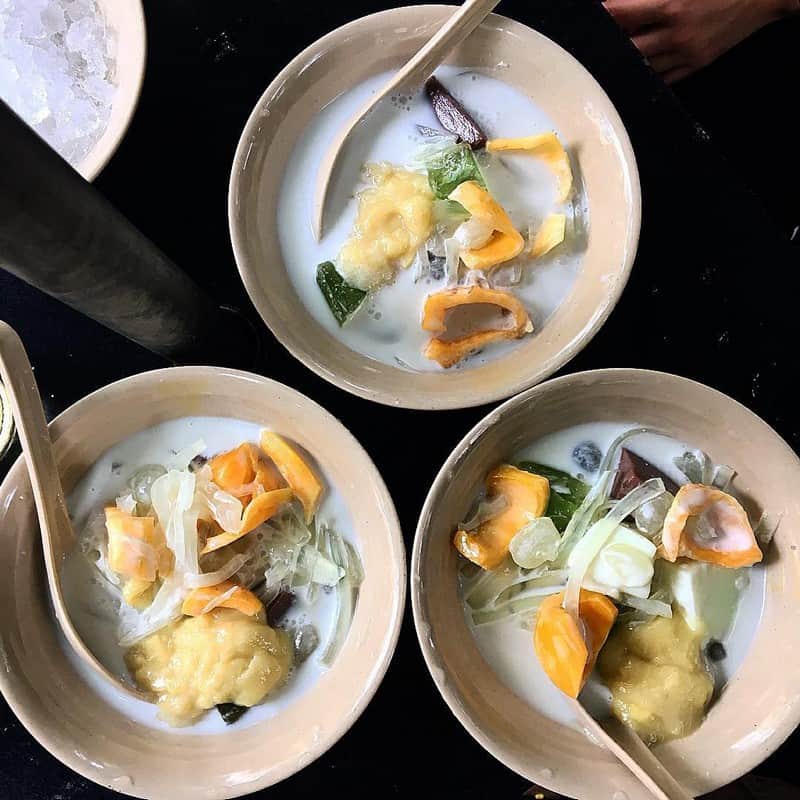 Ngất ngây với những món ăn từ sầu riêng dành cho các fan Hà Nội 6 Tạp chí Du lịch Wanderlust Tips | Ẩm thực Hà thành tinh tế với những món ăn từ sầu riêng