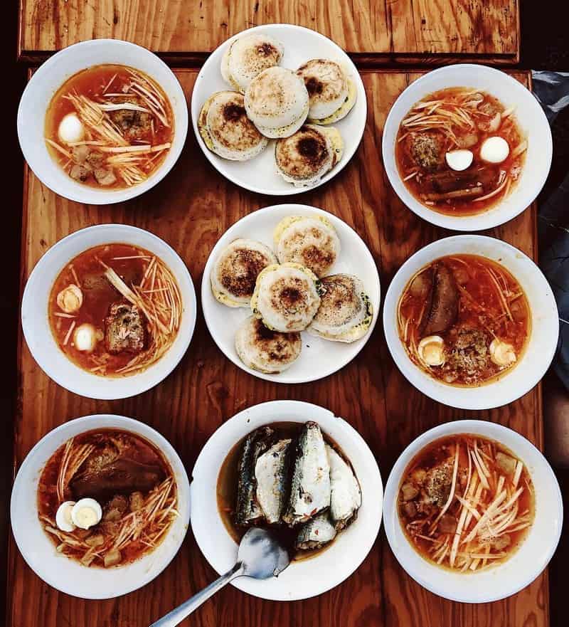 Tạp chí Du lịch Wanderlust Tips | Bánh căn Ninh Thuận đậm đà nét thôn quê 