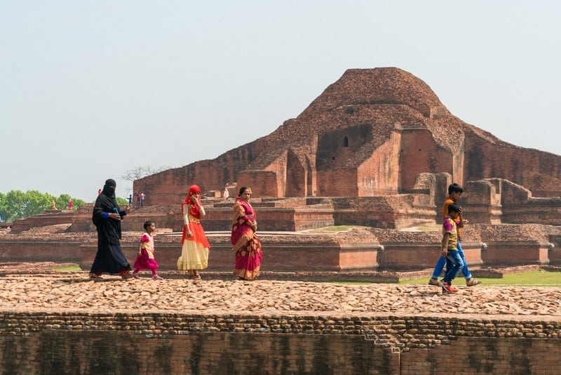 Tạp chí Du lịch Wanderlust Tips Cẩm nang thiết yếu cho chuyến du lịch Bangladesh
