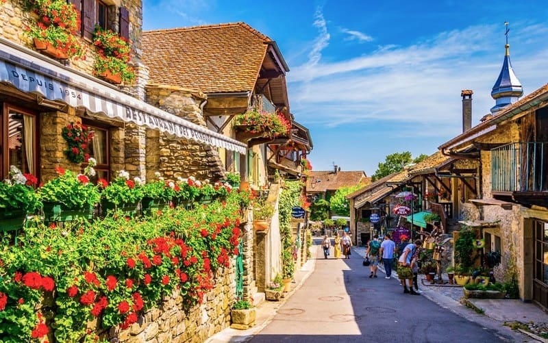 Tạp chí Du lịch Wanderlust Tips Dạo quanh những ngôi làng xinh đẹp của nước Pháp