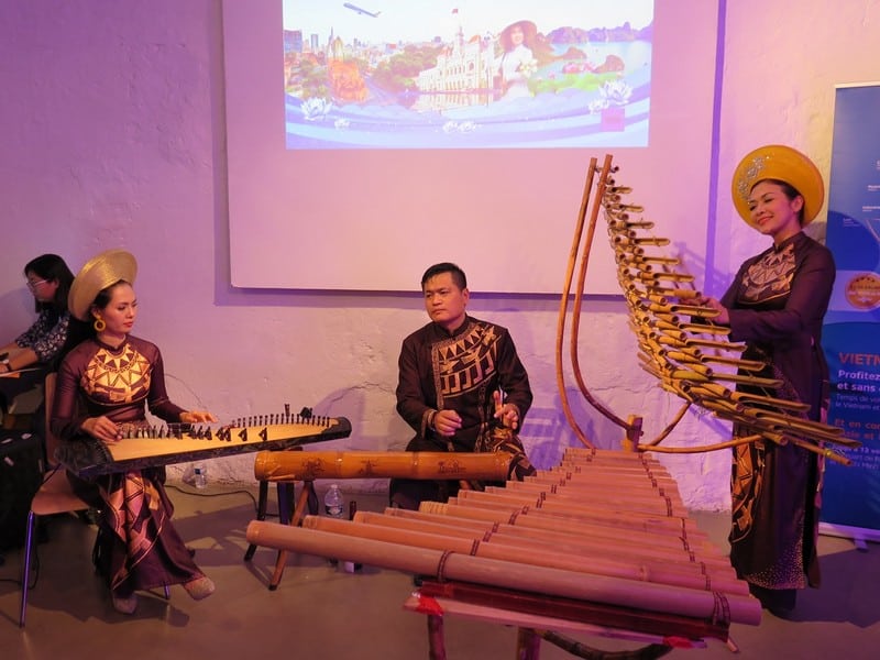 Tạp chí Du lịch Wanderlust Tips Đẩy mạnh quảng bá du lịch Việt Nam và Thành phố Hồ Chí Minh tại Pháp