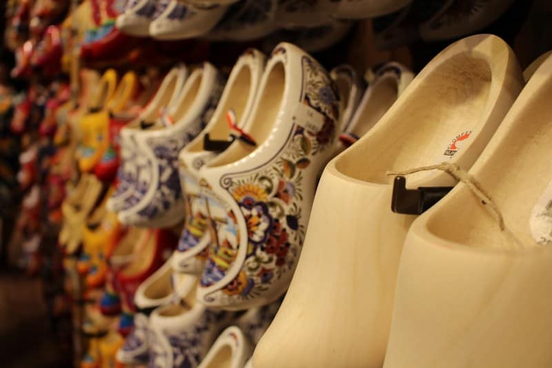 Tạp chí Du lịch Wanderlust Tips | Du lịch Hà Lan nên mua gì về làm quà?