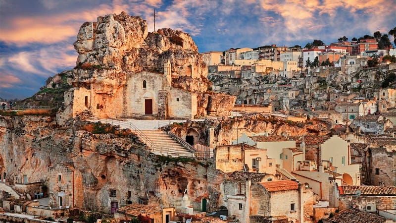 Họp báo giới thiệu về hai Thủ đô văn hóa châu Âu năm 2019 7 Tạp chí Du lịch Wanderlust Tips Ghé thăm hai thành phố Thủ đô văn hóa châu Âu 2019