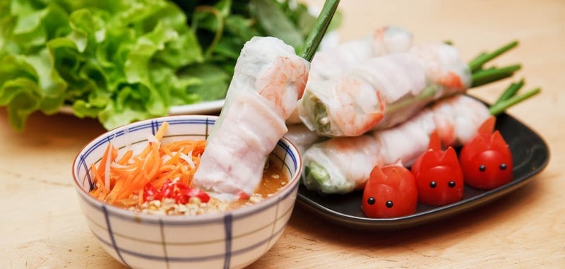 Tạp chí Du lịch Wanderlust Tips | Gỏi cuốn tôm Ninh Bình lưu luyến bước chân du khách