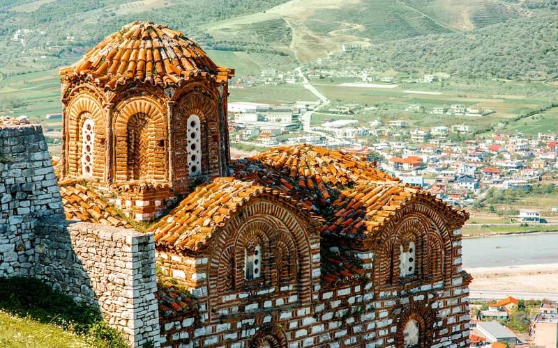 Tạp chí Du lịch Wanderlust Tips Kinh nghiệm du lịch Albania: Đất nước xinh đẹp vùng Balkan