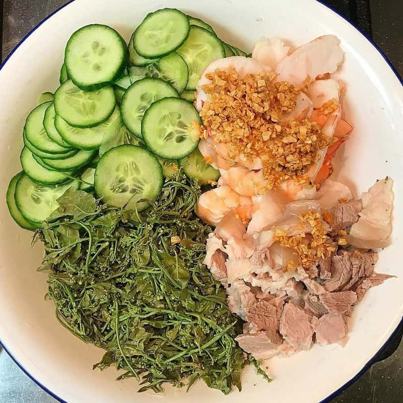 Tạp chí Du lịch Wanderlust Tips Ngon miệng với các món ăn làm từ hoa