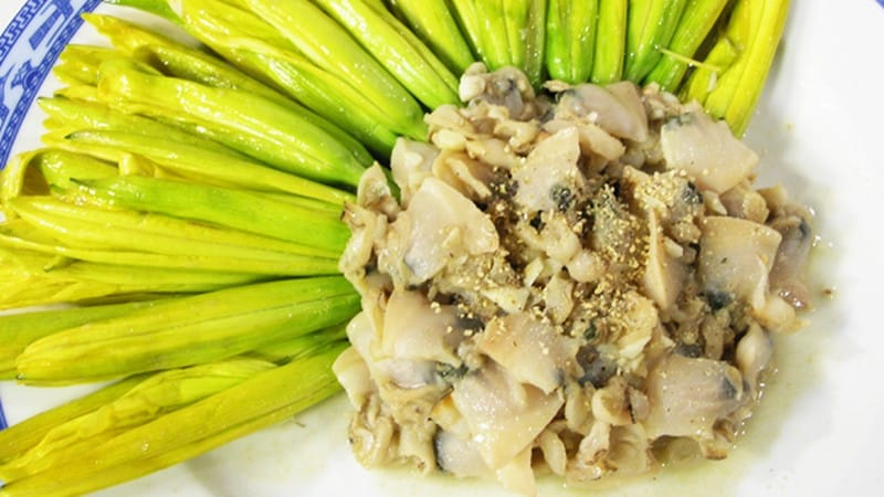 Tạp chí Du lịch Wanderlust Tips Ngon miệng với các món ăn làm từ hoa