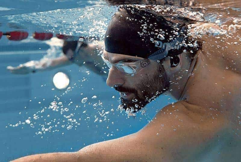 Tạp chí Du lịch Wanderlust Tips | Những món đồ công nghệ không thể thiếu khi du lịch biển