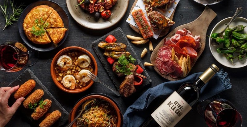 Thưởng thức Tapas, vị vua trong ẩm thực Tây Ban Nha 7 Tạp chí Du lịch Wanderlust Tips Thưởng thức Tapas, vị vua trong ẩm thực Tây Ban Nha