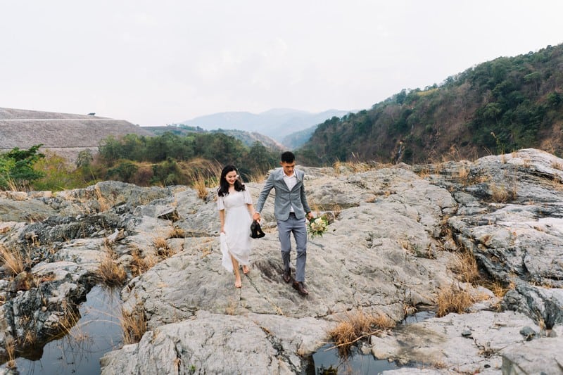 Những khuôn hình đẹp như tranh của cặp đôi 9X ở thủy điện Yaly 15 Tạp chí Du lịch Wanderlust Tips | Những khuôn hình đẹp như tranh của cặp đôi 9X ở thủy điện Yaly