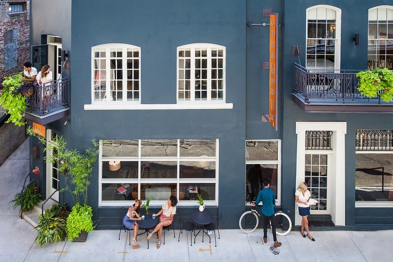 Tạp chí Du lịch Wanderlust Tips Đa dạng nơi lưu trú tại New Orleans, Mỹ